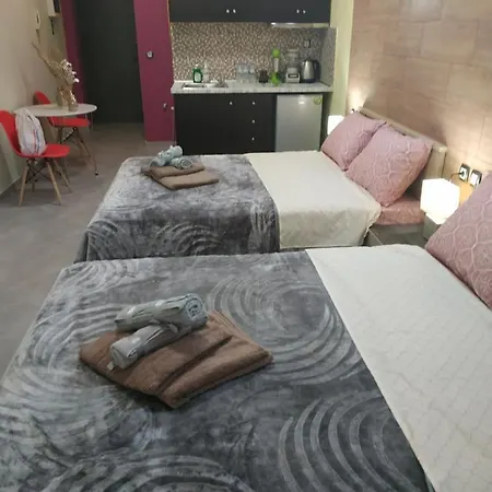 G M 1 Kentro In The Heart Of The *