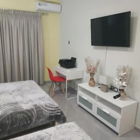 G M 1 Kentro In The Heart Of The