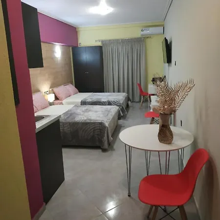 G M 1 Kentro In The Heart Of The * لاريسا