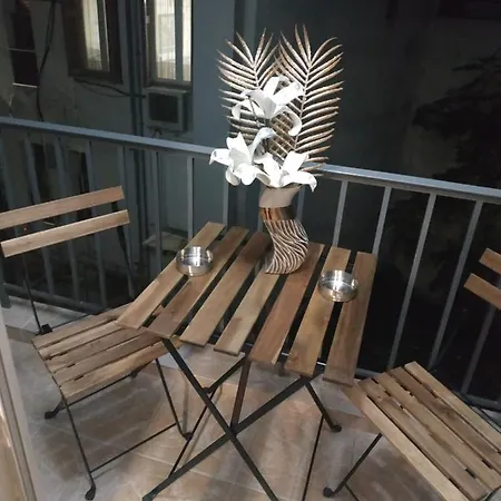 G M 1 Kentro In The Heart Of The