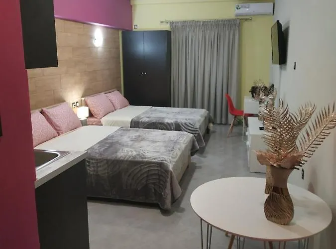 G M 1 Kentro In The Heart Of The Larissa