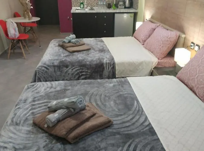 G M 1 Kentro In The Heart Of The *